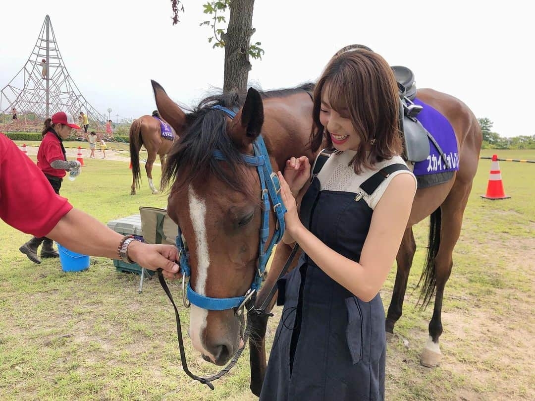 藤江れいなさんのインスタグラム写真 - (藤江れいなInstagram)「ウインズ米子、 楽しんじゃってます🐴💞 今日は外で乗馬イベントもやってて、写真撮らせて貰っちゃった🌟 #ウインズ米子 #スカイフォレスト」8月18日 12時53分 - 01nyan0201