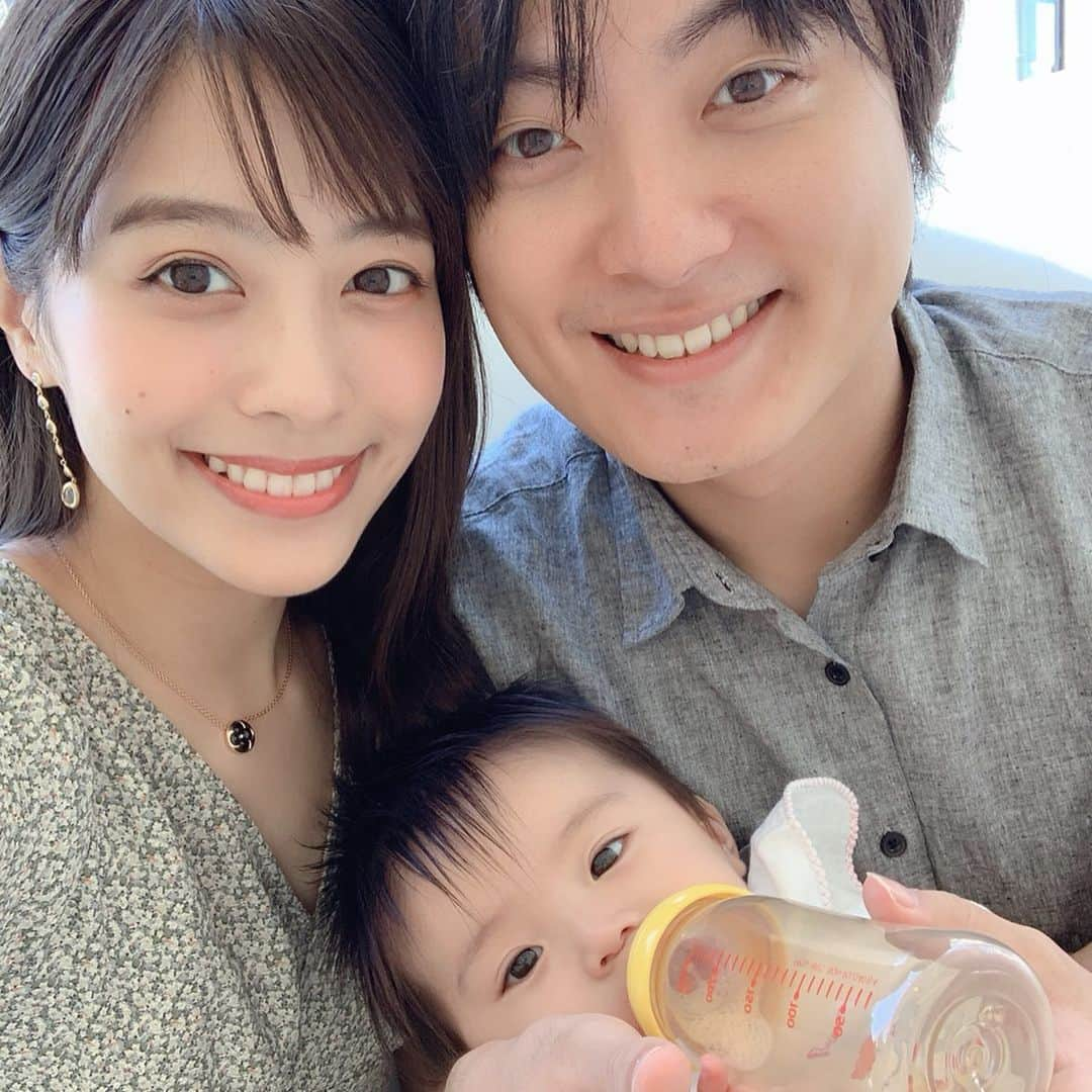 佐藤あやさんのインスタグラム写真 - (佐藤あやInstagram)「お盆があっという間に終わってしまった。。 連日お誕生日のお祝いをしてもらえて嬉しかったです☺️💕 . この前は家族で初めてランチタイムにお祝いしてもらいました！ 赤ちゃんがいるとランチが良いね💡 個室でお願いしてたらとても広いお部屋に通されてびっくり。 娘もお利口さんにしてくれてて、ゆったり過ごせて助かりました🙏🏻 家族でこんな時間過ごせたのは初めてかも。。✨ . いつも周りの人に改めて感謝だなあと思わせてくれる大切な季節☀️ 明日からは大好きな子たちと旅行なんだ🥺❤️ 楽しみすぎるーーー💗 . #mybirthday#birthday#family#familyphotography#cake#birthdaycake#0808#88#baby#girl#8monthsold#8ヶ月baby#8ヶ月#女の子ママ #べびすたぐらむ#ベビスタグラム#女の子ベビー#ママ」8月18日 13時26分 - faafa8