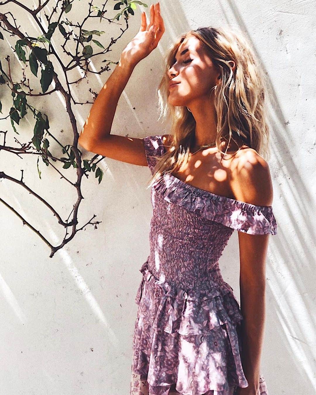 SPELLさんのインスタグラム写真 - (SPELLInstagram)「Our Dahlia Ra Ra Mini Dress is such a fun little weekend party number 🌸 ⚡️📷 @shopplanetblue」8月18日 14時33分 - spell