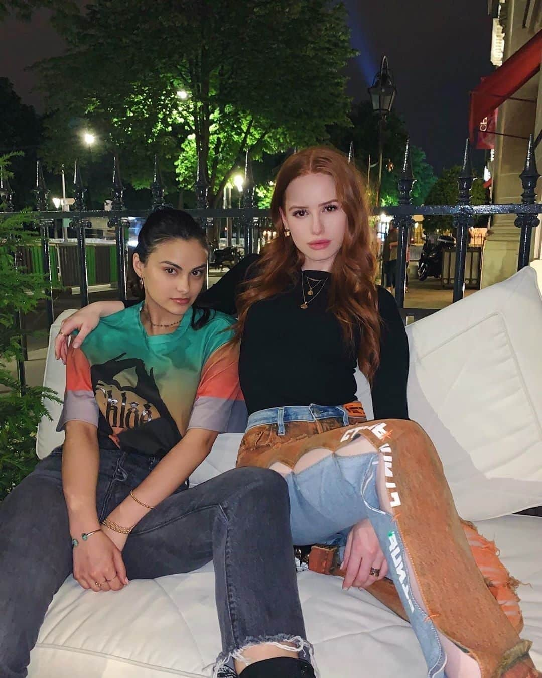 Cosmopolitanさんのインスタグラム写真 - (CosmopolitanInstagram)「Cheryl Blossom WOULD be a Leo. HBD to the smize queen @madelame! 🧡 🎉 #rg @camimendes」8月19日 0時00分 - cosmopolitan