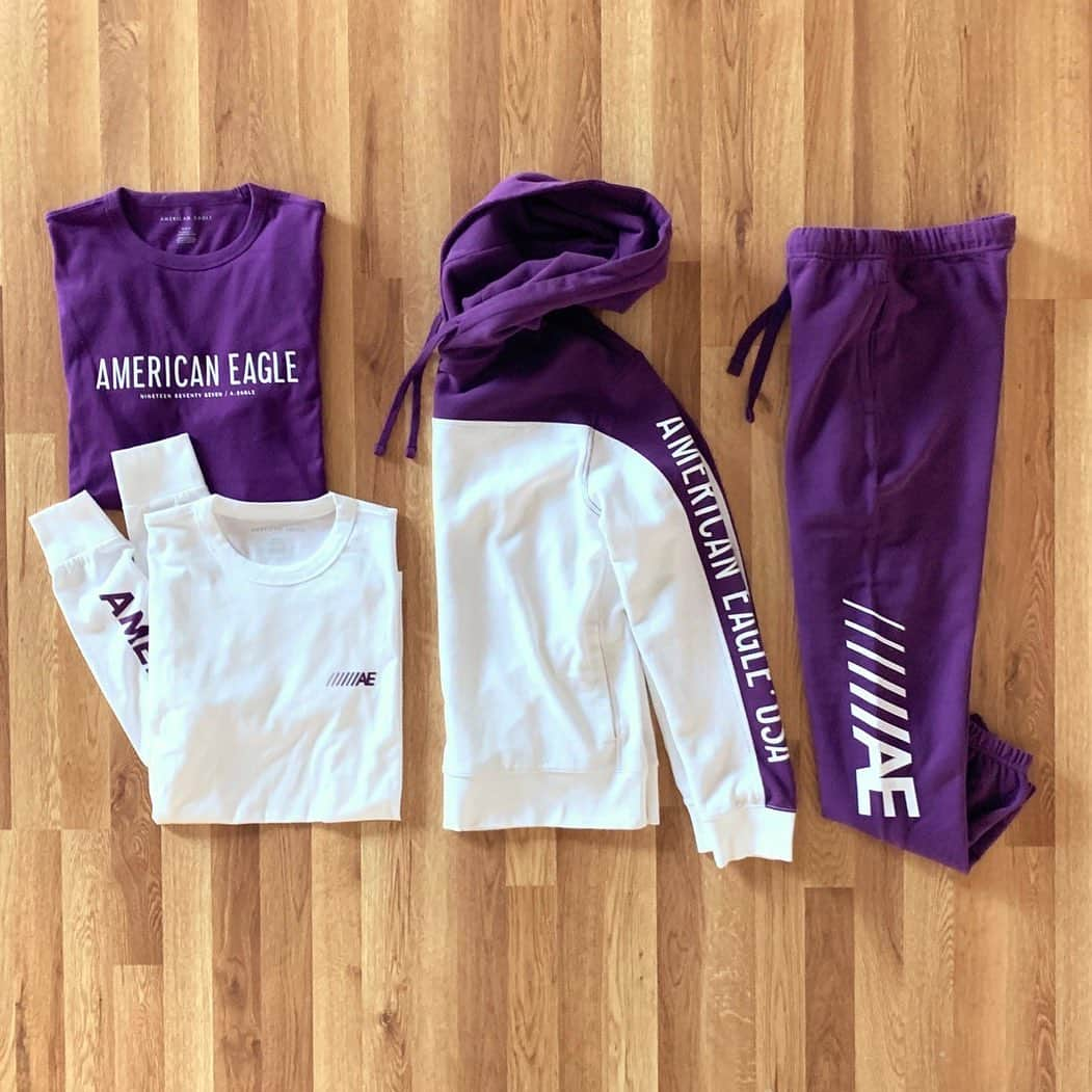 American Eagleさんのインスタグラム写真 - (American EagleInstagram)「Purple everything 👑 Tap to shop it for your guy or yourself」8月19日 0時17分 - americaneagle