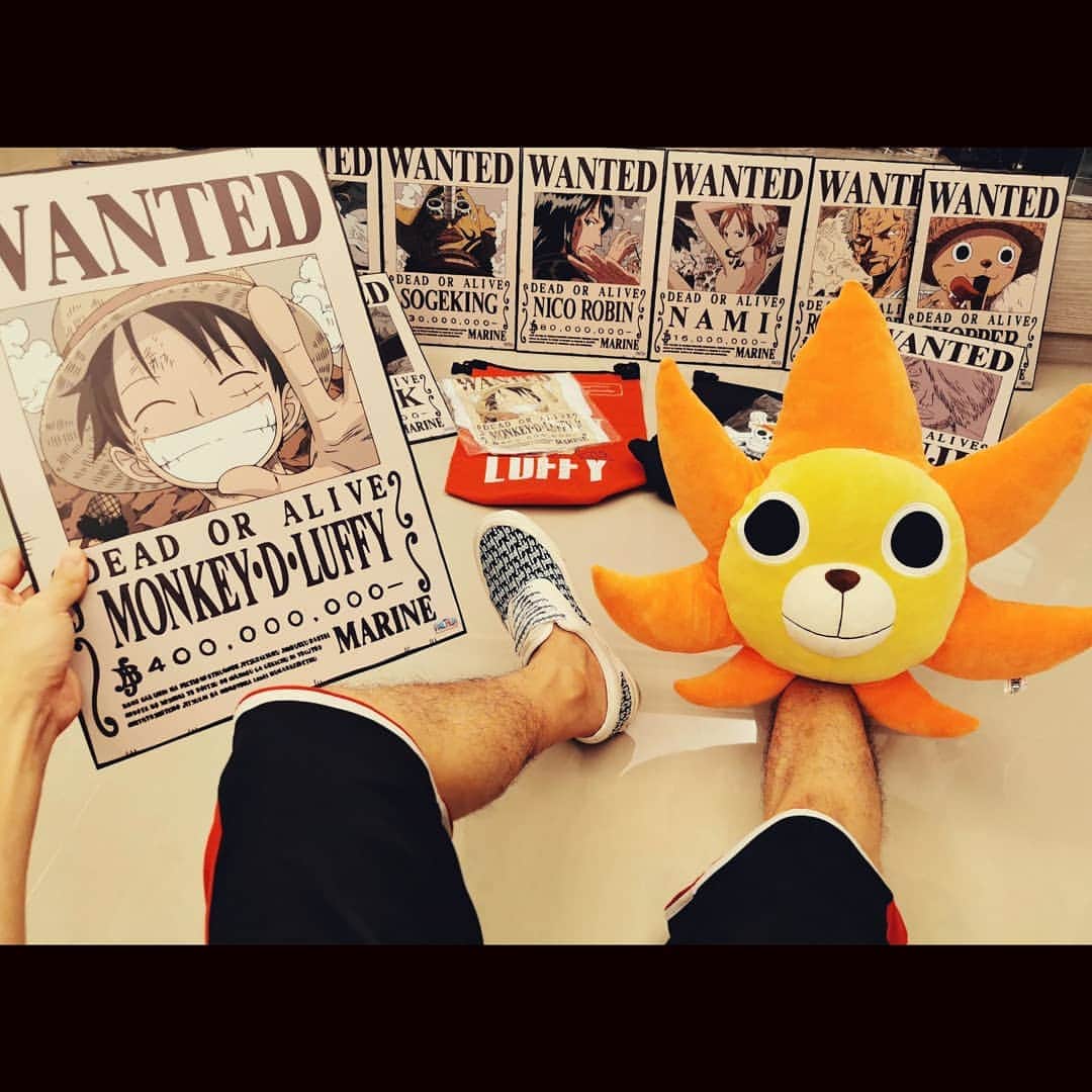 ダンソン・タンのインスタグラム：「Haha 這份#onepiece 小禮物很可愛 Thx @hkoceanpark  #DT #唐禹哲 #HOTHEART #SEVENDAYS」