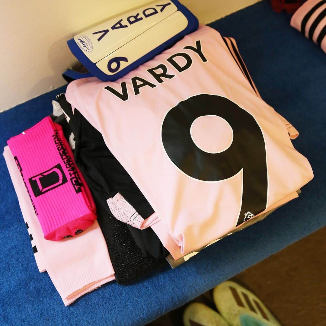 レスター・シティFCさんのインスタグラム写真 - (レスター・シティFCInstagram)「That pink kit 🤩  #CheLei • #lcfc」8月19日 0時19分 - lcfc