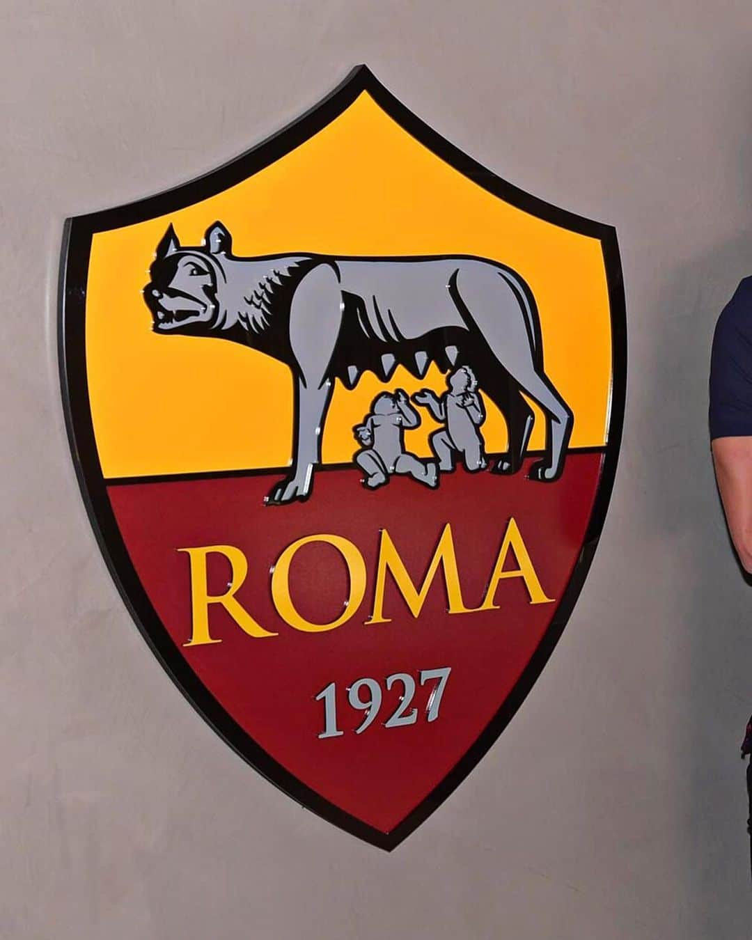 ASローマさんのインスタグラム写真 - (ASローマInstagram)「@cetinmert97 🤝 @cengizunder 💪 #ASRoma 🐺🇹🇷」8月19日 0時38分 - officialasroma