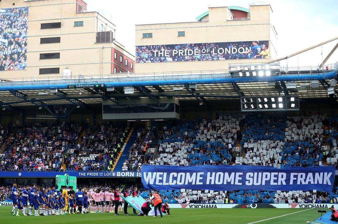 チェルシーFCさんのインスタグラム写真 - (チェルシーFCInstagram)「Welcome home, @FrankLampard! 🔵⚪️ #CFC #Chelsea」8月19日 0時44分 - chelseafc