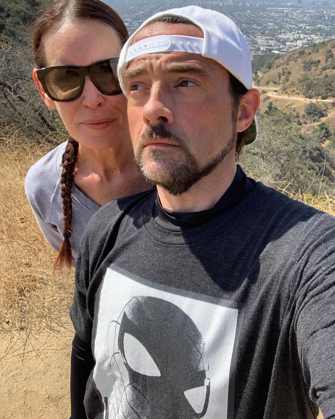 ケヴィン・スミスのインスタグラム：「“Mawage. Mawage is what bwings us togetha today. Mawage - that bwessed awangement, that dweam wifin a dweam.” Had the prettiest girl in L.A. on my sweaty arm yesterday when @jenschwalbach hiked Runyon Canyon with me. Because I met this woman and found her irresistible, another human being now exists in the world. Huey Lewis called it The Power of Love - but I’m relatively sure Lust played a big part as well.  #KevinSmith #jenniferschwalbach #mawage #marriage #theprincessbride」