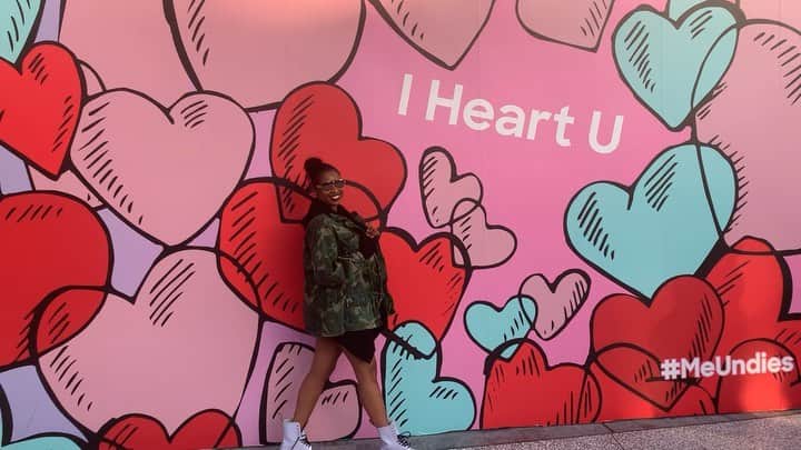 ジェニファー・ハドソンのインスタグラム：「I LOVE ME ! I hope you woke up today loving YOU some YOU !」