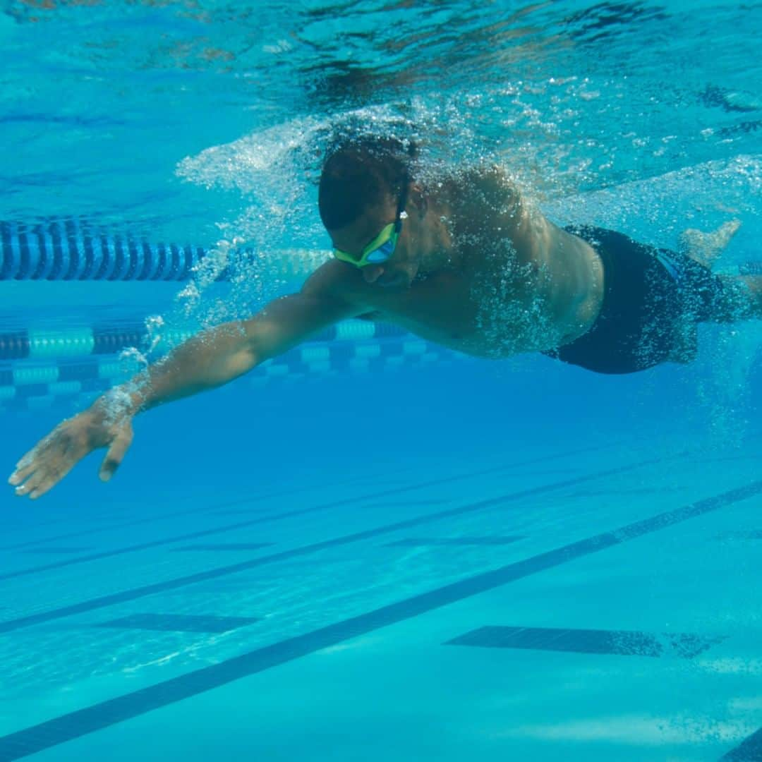 スピードさんのインスタグラム写真 - (スピードInstagram)「Your targets may seem big now, but each length is bringing you closer to reaching them 💪🏊 #Speedo #Motivation #Swimming」8月19日 1時25分 - speedo