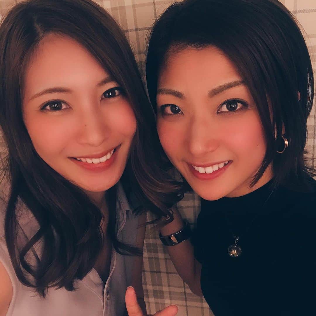 花瑛ちほさんのインスタグラム写真 - (花瑛ちほInstagram)「‪twitterでバズったウラヌスに会えました〜✨‬ ‪ほんと可愛い...🥺💓‬ ‪またゆっくり会おうね、るる🎵‬ ‪#コミケ‬ ‪#セーラーウラヌス‬ ‪#おこぼれいただいて‬ ‪#花瑛もバズった‬ ‪#フォローしてくれた方々‬ ‪#ありがとうございます‬ ‪#最初で最後の1万いいね‬ ‪#水沙瑠流‬」8月18日 16時25分 - eichan1117