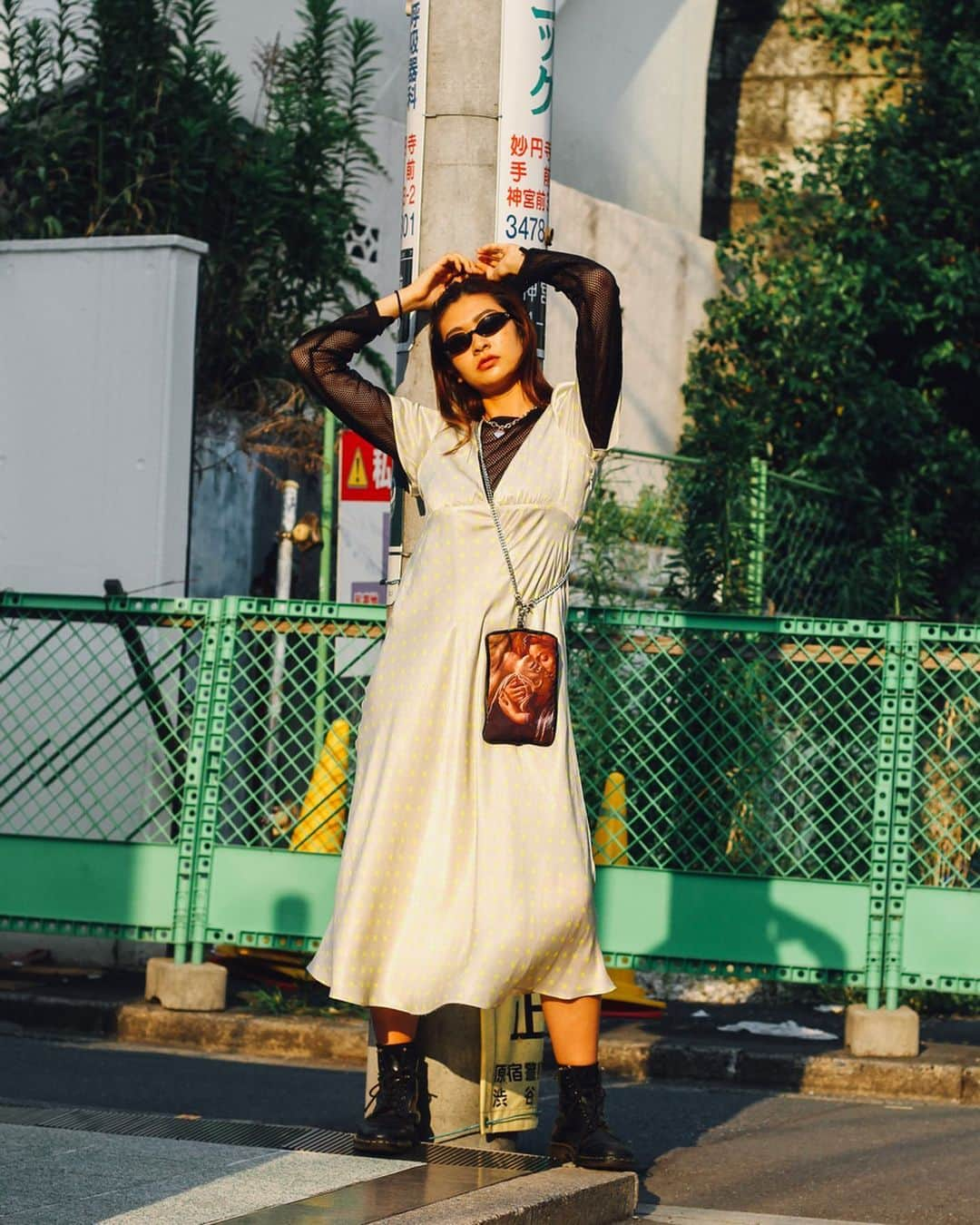 Fashionsnap.comさんのインスタグラム写真 - (Fashionsnap.comInstagram)「【#スナップ_fs】 Name Ayami  Bag #NODRESS Shoes #DrMartens Eyewear #GUCCI Necklace #vintage  #fashionsnap #fashionsnap_women」8月18日 17時04分 - fashionsnapcom