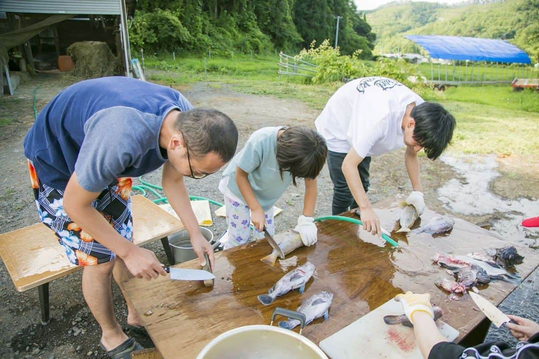 福田瞳さんのインスタグラム写真 - (福田瞳Instagram)「2019.夏 岩手 . . 親戚一同、みな愉快。」8月18日 17時16分 - fukudahitomi610