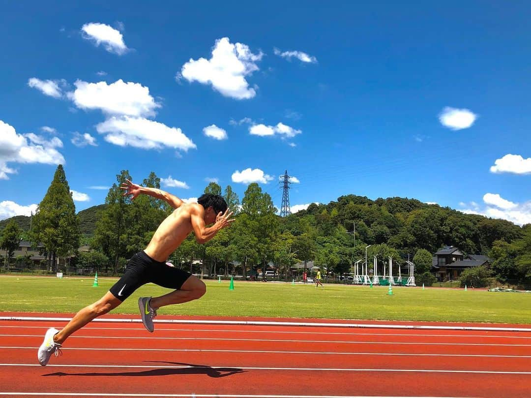 山本凌雅さんのインスタグラム写真 - (山本凌雅Instagram)「いい写真が撮れたよ🏃‍♂️ #nike  #ナイキ #triplejumper  #三段跳  #trackandfield  #陸上競技 #photo  #写真」8月18日 17時26分 - ryyyo_17