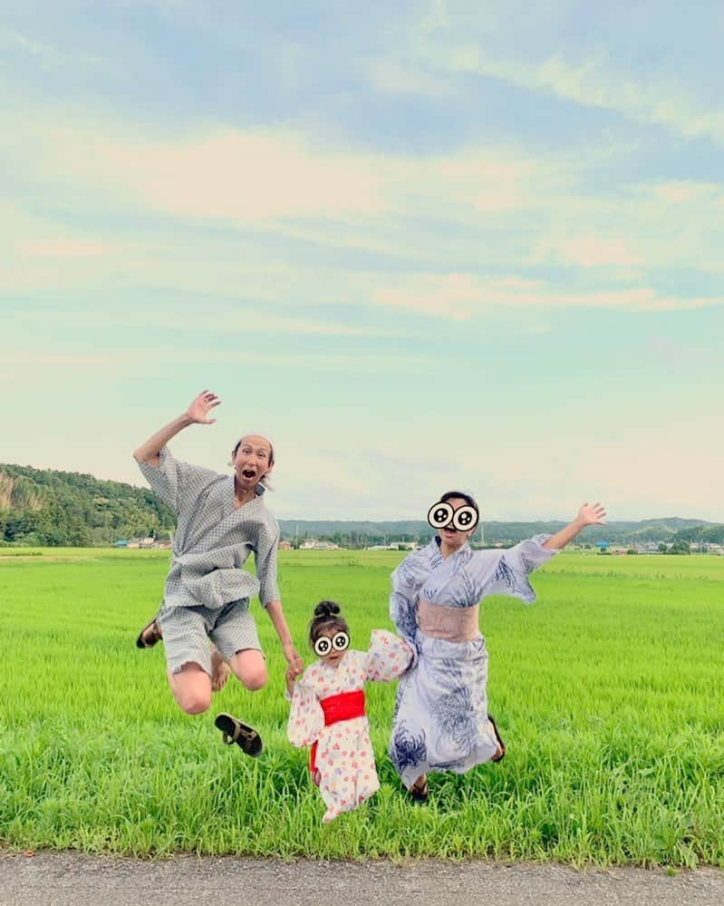 山根良顕さんのインスタグラム写真 - (山根良顕Instagram)「夏の思い出！ キャンプの時にみんなでジャンプ！」8月18日 17時35分 - ungirls_yamane