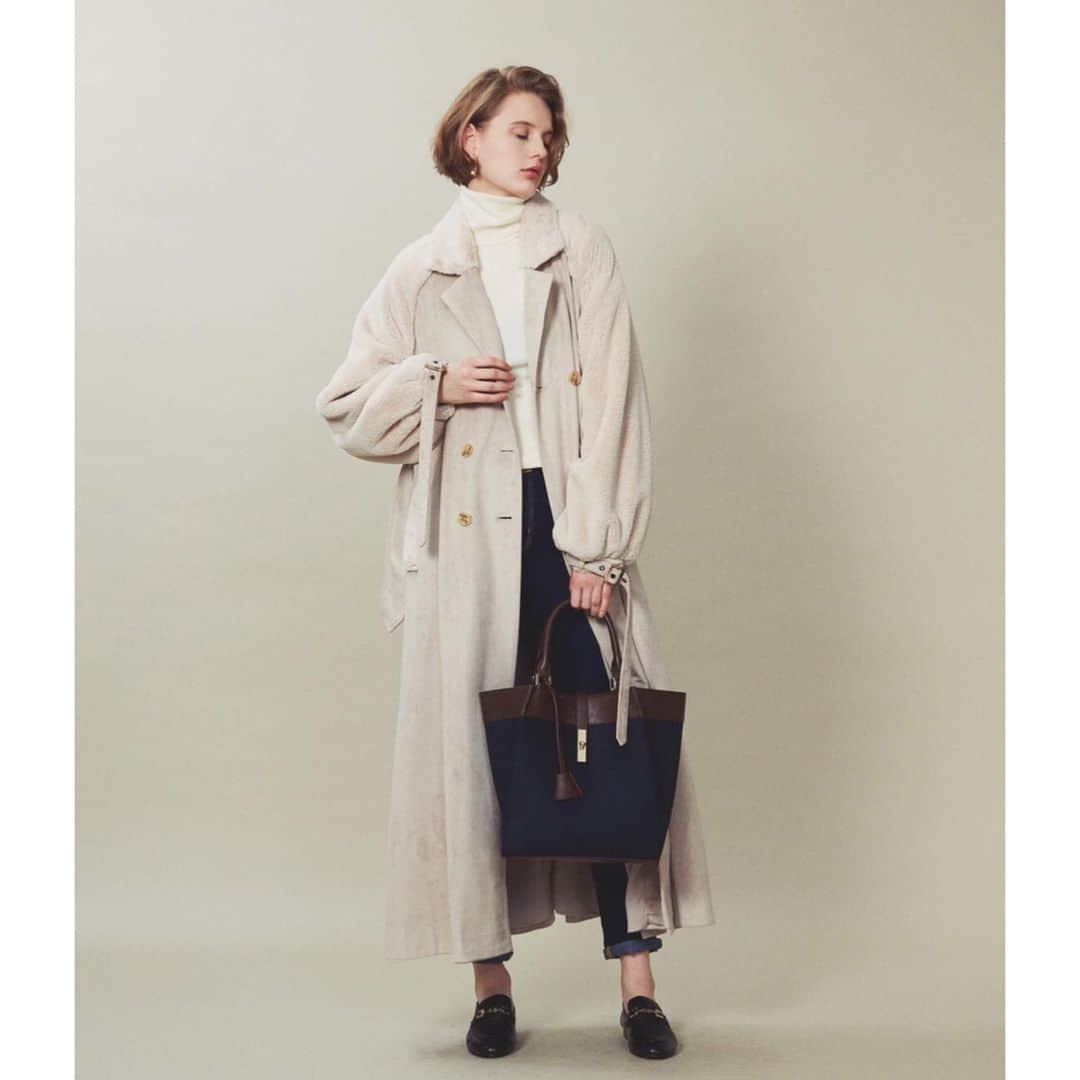 LA BELLE ETUDE OFFICIALさんのインスタグラム写真 - (LA BELLE ETUDE OFFICIALInstagram)「⠀ PRE  ORDER item Sleeve fur relax coat 11月上旬入荷予定 ⠀ ⠀ #LABELLEETUDE #ラベルエチュード #Bellevintage #vintage #outer #tokyo #fashion #harajuku」8月18日 18時04分 - labelleetude_official