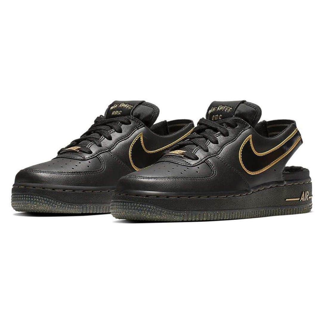 HYPEBEASTさんのインスタグラム写真 - (HYPEBEASTInstagram)「@hypebeastkicks: @nike has dropped a slingback version of the Air Force 1. Coming in a sleek black colorway with gold and metallic details, the shoe’s heel has been replaced with an elastic strap, creating a sandal hybrid that looks similar to @crocs. It’s available now on Nike’s website in Big Kids’ sizing for $90 USD. Photo: Nike」8月18日 18時19分 - hypebeast