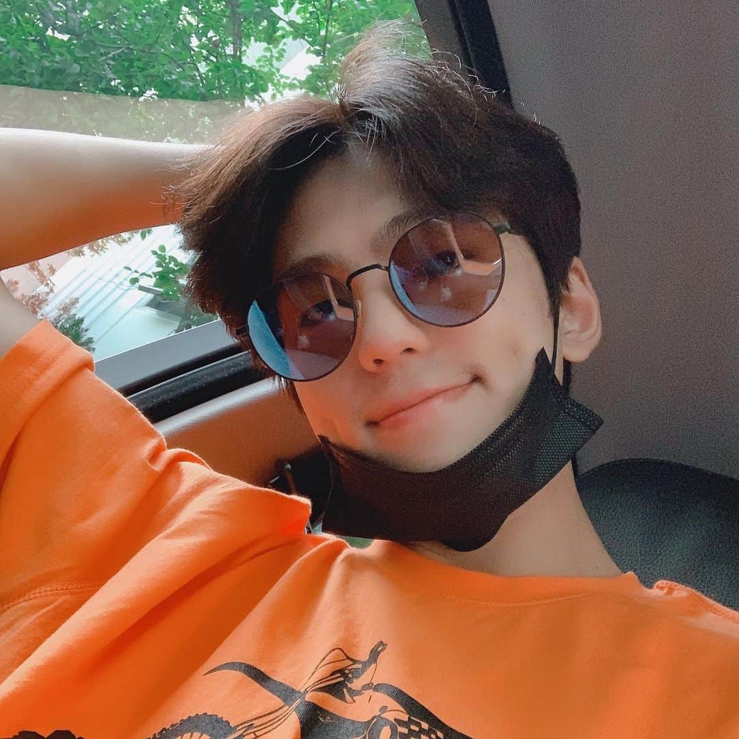 キム・ミンギュのインスタグラム：「날이 좋다😎 #g_hopper」