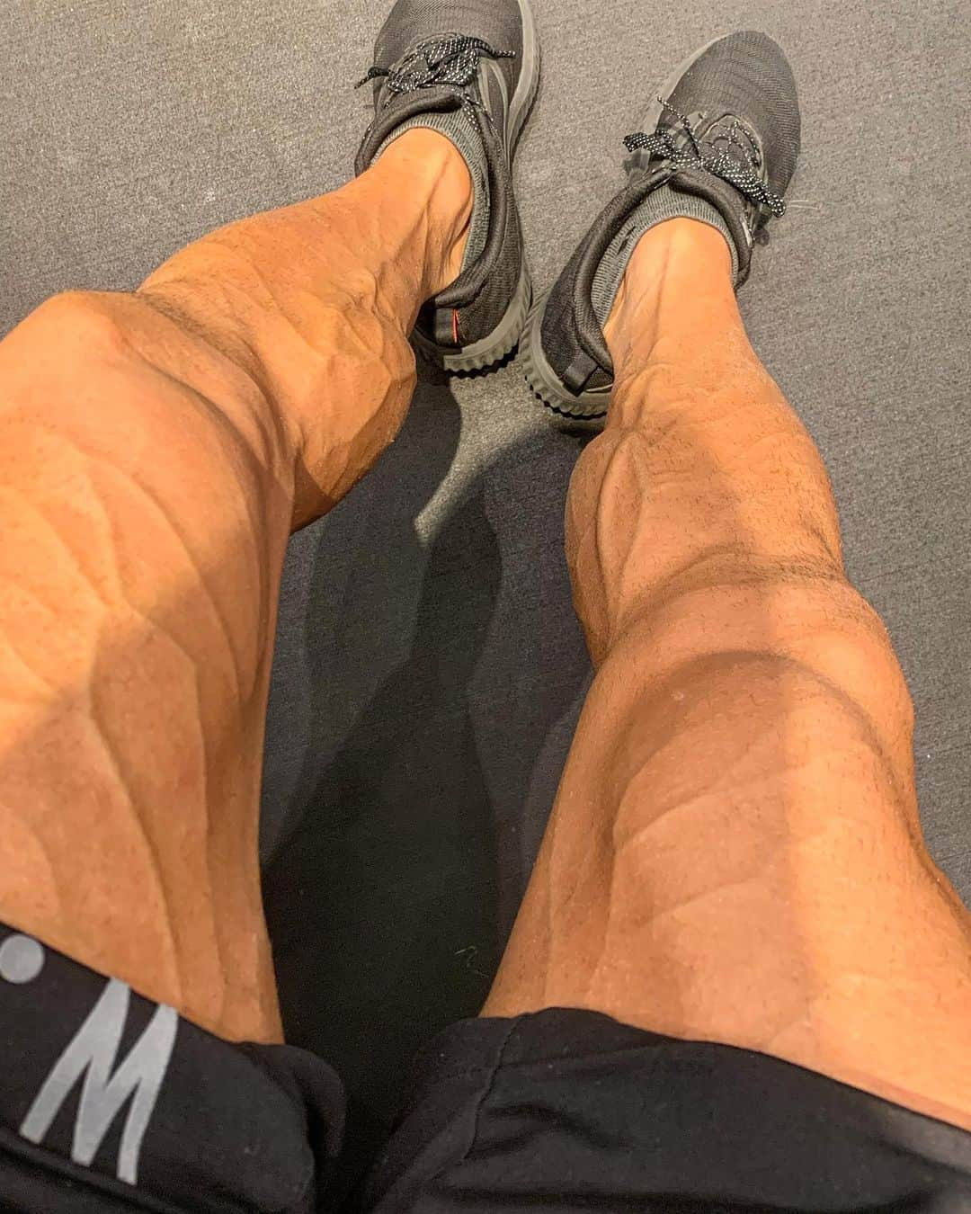 Kanekin Fitnessさんのインスタグラム写真 - (Kanekin FitnessInstagram)「Leg day. #D25」8月18日 18時25分 - kanekinfitness