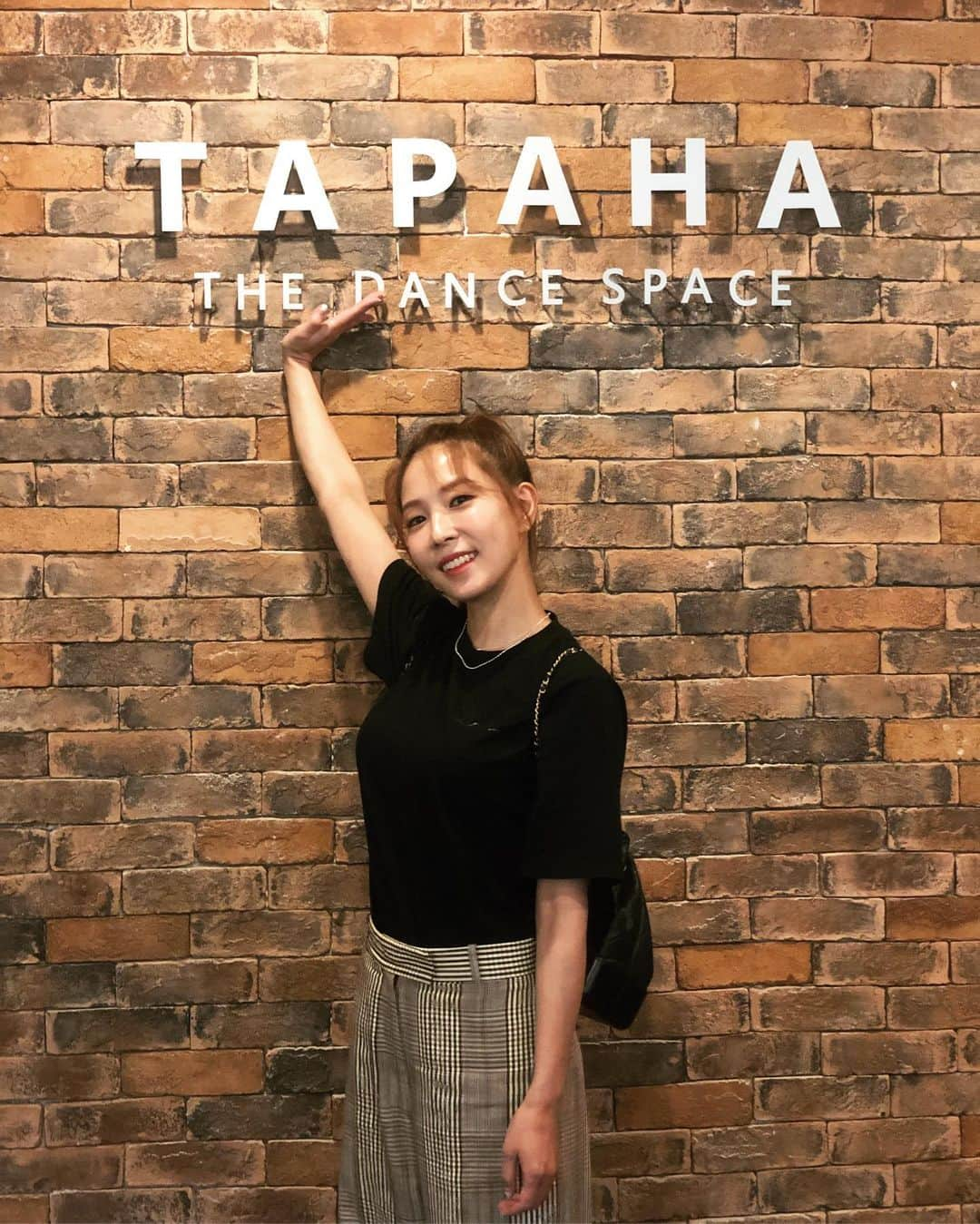 BoAさんのインスタグラム写真 - (BoAInstagram)「춤은 타파하지!! #tapaha 담엔 나도 춤추러 올게~ ㅎㅎ @tapaha_official」8月18日 18時44分 - boakwon