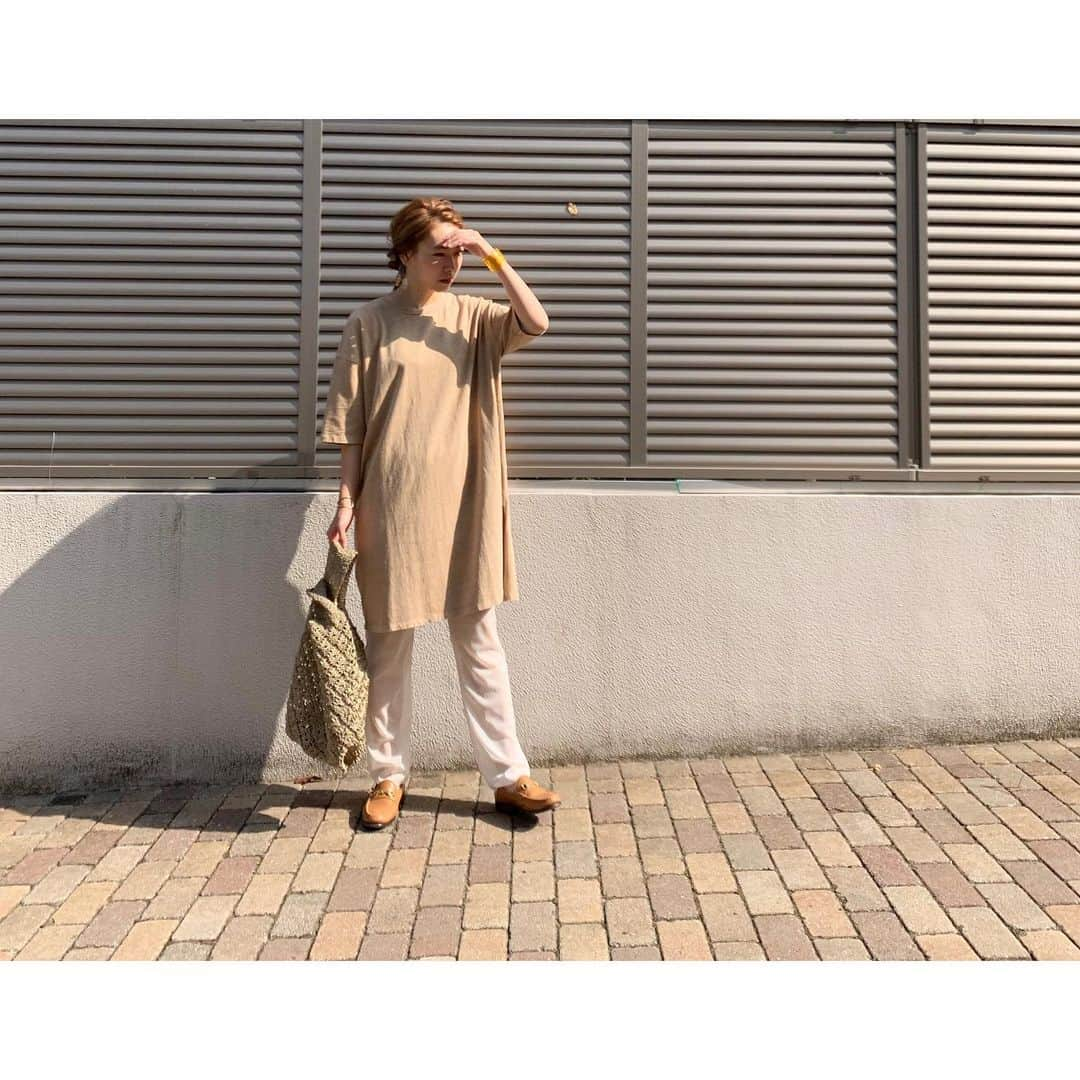 YU-U（工藤由布）さんのインスタグラム写真 - (YU-U（工藤由布）Instagram)「🐫🦙🐪 すけすけ好きにはたまらないすけすけパンツ✨ セールで見つけて即買い🙌🏻 made in まじこbagも色味バッチリ👌🏻 ・・・ #u_clothes #dlepori #jounalstandard  #bcstock #sanコレ」8月18日 19時07分 - nyan22u22nyan