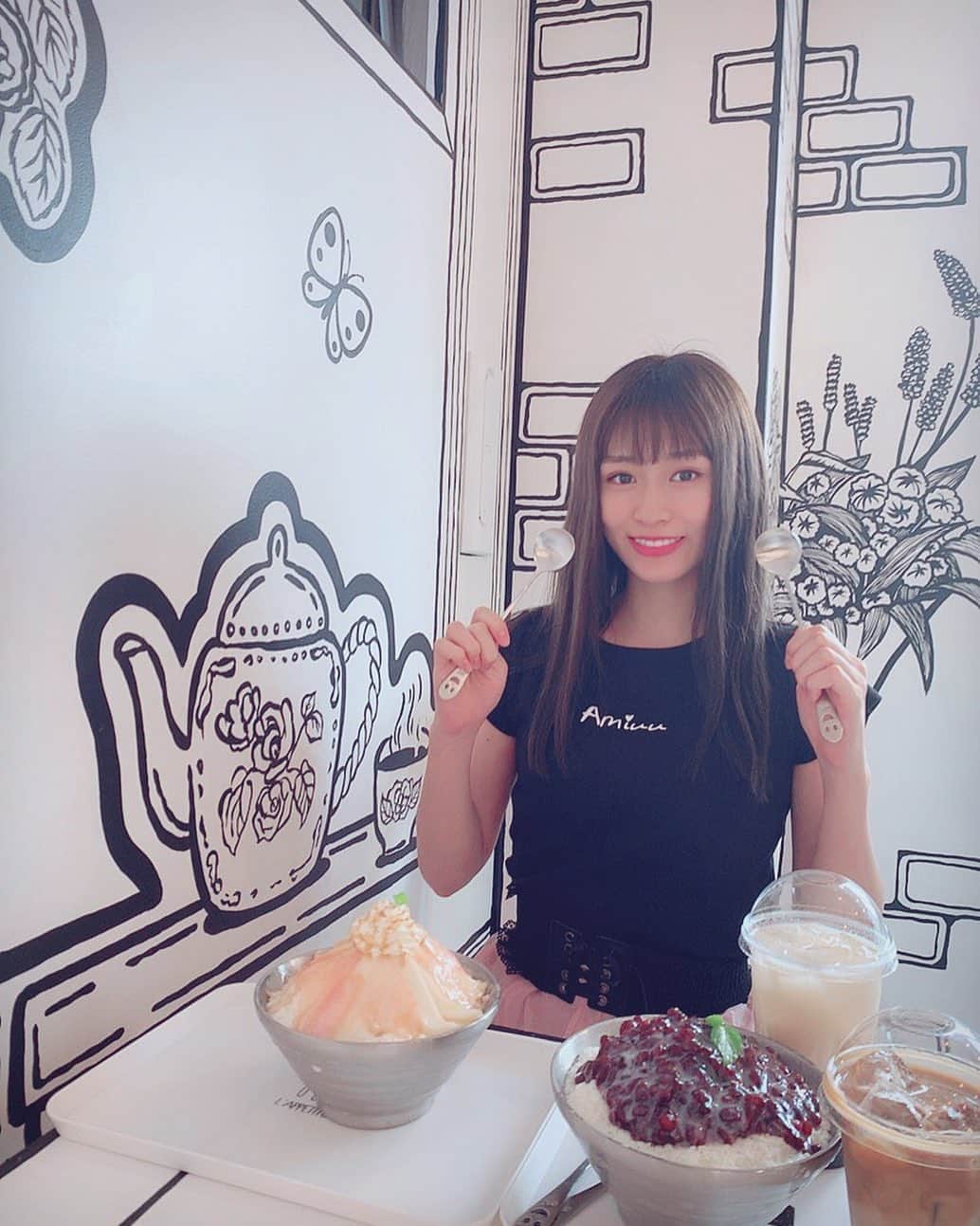 内木志のインスタグラム：「マンガの世界に入ったような カフェ🍧 美味しかった〜😋 #2Dカフェ #パッピンス」