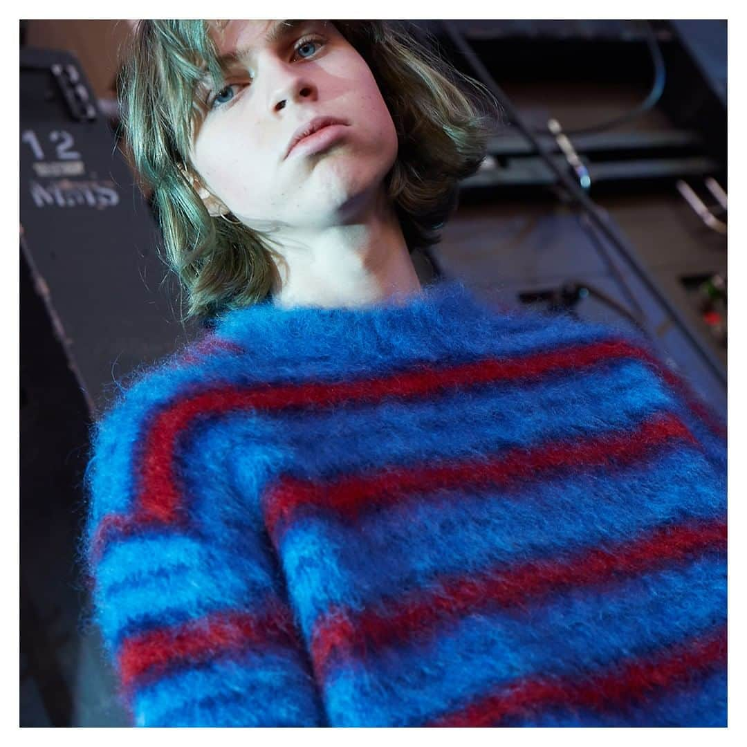 マルニさんのインスタグラム写真 - (マルニInstagram)「Magnified sweaters. #MarniFW19」8月18日 20時01分 - marni