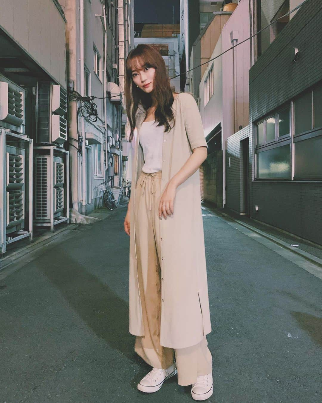 minan (lyrical school)のインスタグラム：「今日月綺麗だよ~🌙﻿🌕 ﻿ #ootd #私服」