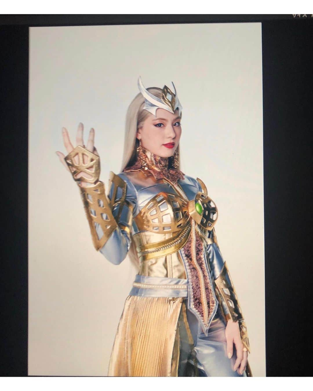 相楽伊織さんのインスタグラム写真 - (相楽伊織Instagram)「⚜️💎 #ウルトラマン #カミーラ #舞台衣装  舞台 「DARKNESS HEELS 〜THE LIVE〜」 埼玉公演9/13(金) 新座市民会館 東京公演9/18(水)〜23(月) 1010シアター」8月18日 22時05分 - _iorisagara264_