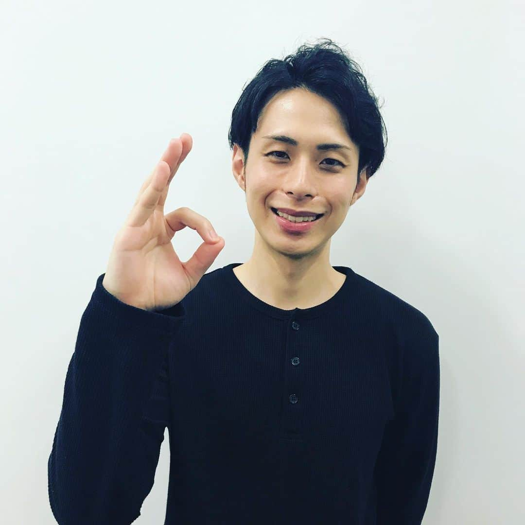 北海道テレビ「イチオシ！モーニング」さんのインスタグラム写真 - (北海道テレビ「イチオシ！モーニング」Instagram)「あす 8月19日(月) #注目エンタメ  今週21日(水)に5thシングル『#希望 』を発売 歌手の #林部智史 さんがコメント出演  #イチモニポーズ 👌ありがとうございます  #htb #イチモニ」8月18日 22時14分 - htb_ichimoni