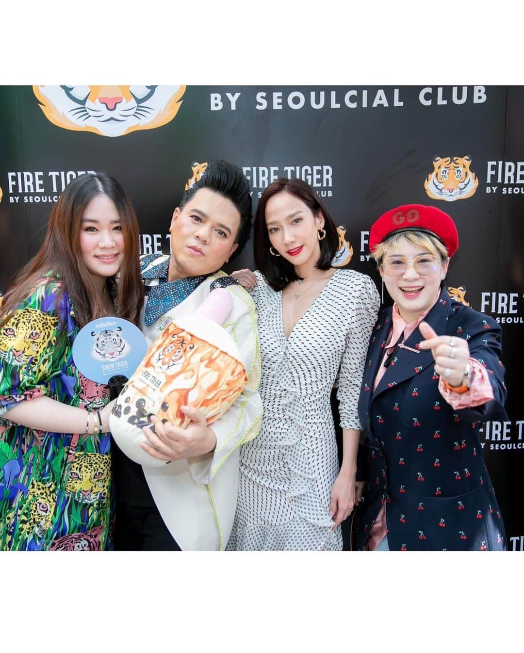 アム・パチャラパーさんのインスタグラム写真 - (アム・パチャラパーInstagram)「@firetigerbyseoulcialclub ❤️ อร่อยที่สุด วันนี้คนเดียว 3แก้ว😁」8月18日 22時22分 - aum_patchrapa