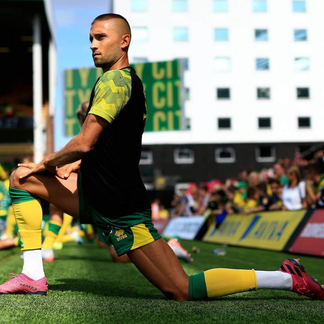 モリッツ・ライトナーさんのインスタグラム写真 - (モリッツ・ライトナーInstagram)「💥💥💥 Massiv thanks for the atmosphere @norwichcityfc yesterday!! Congratulations @elpugi for the hat trick, we are waiting for the next one 😏 Big big compliment to our lads, great performance with an absolutely deserved win! Stick together, work hard and get ready for @chelseafc . See u on Saturday 🤙 #football #premierleague #norwich #newcastle」8月18日 22時17分 - moleitner5