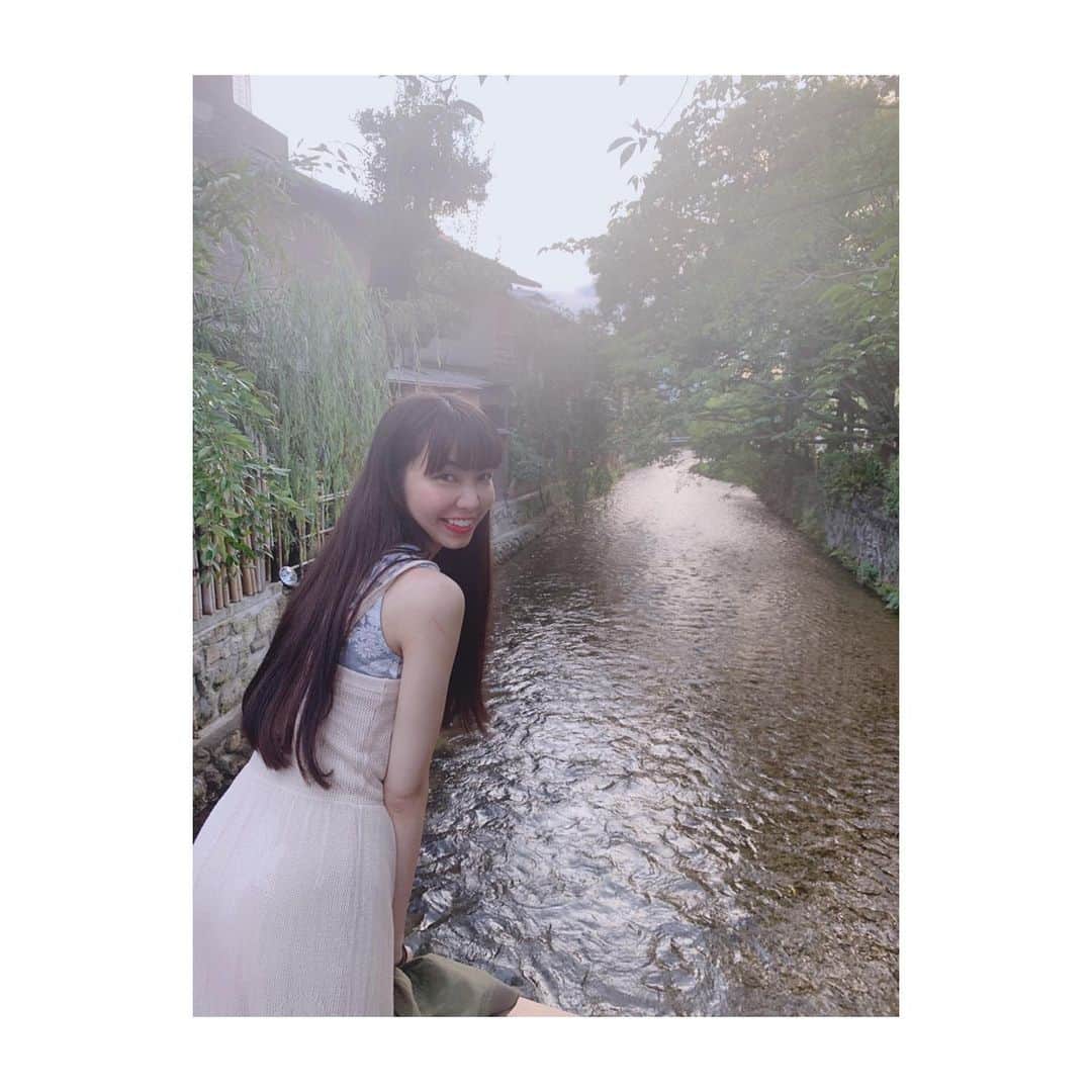 若村柚那さんのインスタグラム写真 - (若村柚那Instagram)「初京都⛩💓part.1  #Kyoto #trip #travel #summer #first #time #good #lovely #angel #fun #sunny #cafe #soda #river #walk #kawaii #actress #model #me #ootd #outfit #京都 #京都観光 #お散歩 #メロンソーダ #祇園#awesome #yolo」8月18日 22時36分 - yuzuna_517