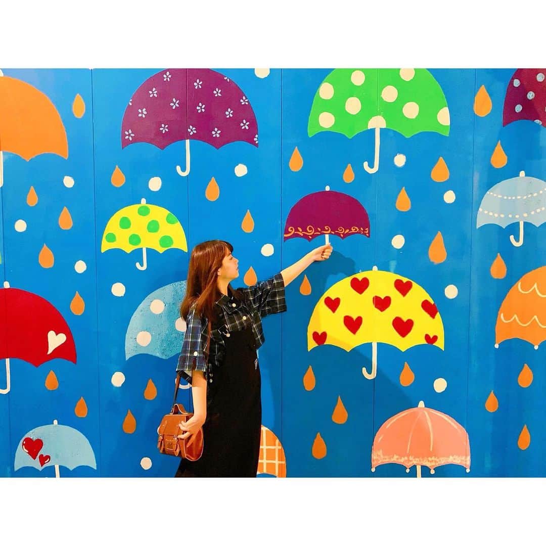 馬嘉伶さんのインスタグラム写真 - (馬嘉伶Instagram)「🍵 心に雨が降る時に いつも側にいて 傘をさしてあげる人 皆さんの心の中でそういう存在になりたい☂️💓」8月18日 22時44分 - macyacyarin