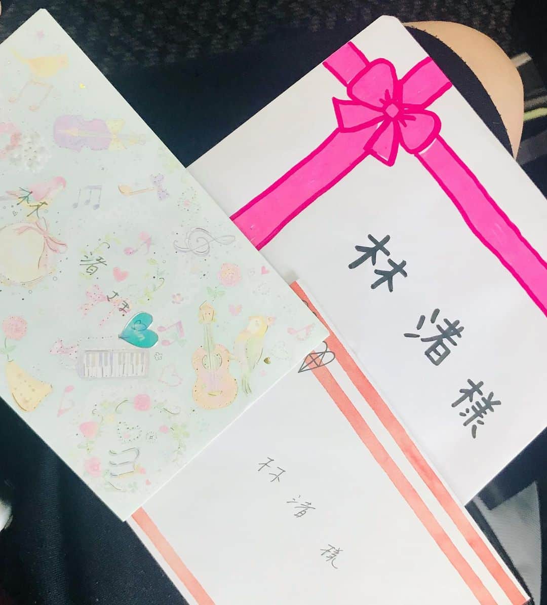 林渚さんのインスタグラム写真 - (林渚Instagram)「帯広公演ありがとうございました😊✨ 台風心配でしたが、無事に行けて良かったです😭💕 楽公演には、インストラクターとしても、ショースケーターとしても大先輩のゆえさん(@yue718 )がいらしてました💖(ゆえさんは帯広FSCでコーチをされています。長くショーでご活躍されていた憧れの方です⛸)お会いできて、本当に嬉しかったです😍✨ 駅前の長崎屋が楽しかったので(主婦目線😂)、昨日長居してしまいました😊お家の近くにもほしい！笑 お土産のじゃがバターを食べるのが今から楽しみです！北海道は、お土産が豊富ですごい！ #浅田真央サンクスツアー #maotour 2019 #帯広 公演 #北海道」8月18日 22時48分 - nagiiinsta