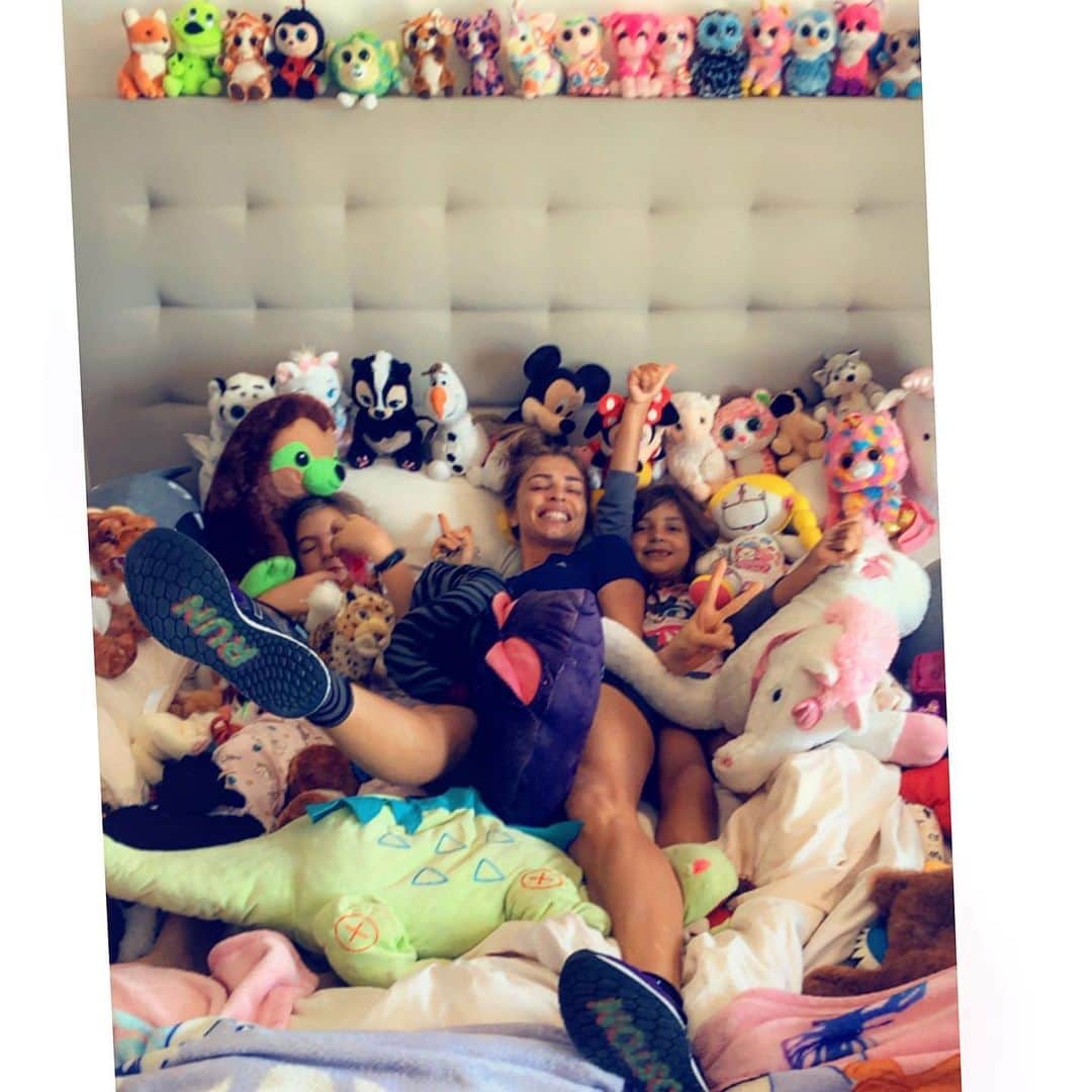 massaferaさんのインスタグラム写真 - (massaferaInstagram)「Domingo de cama ❣️ #homesweethome」8月18日 22時52分 - massafera