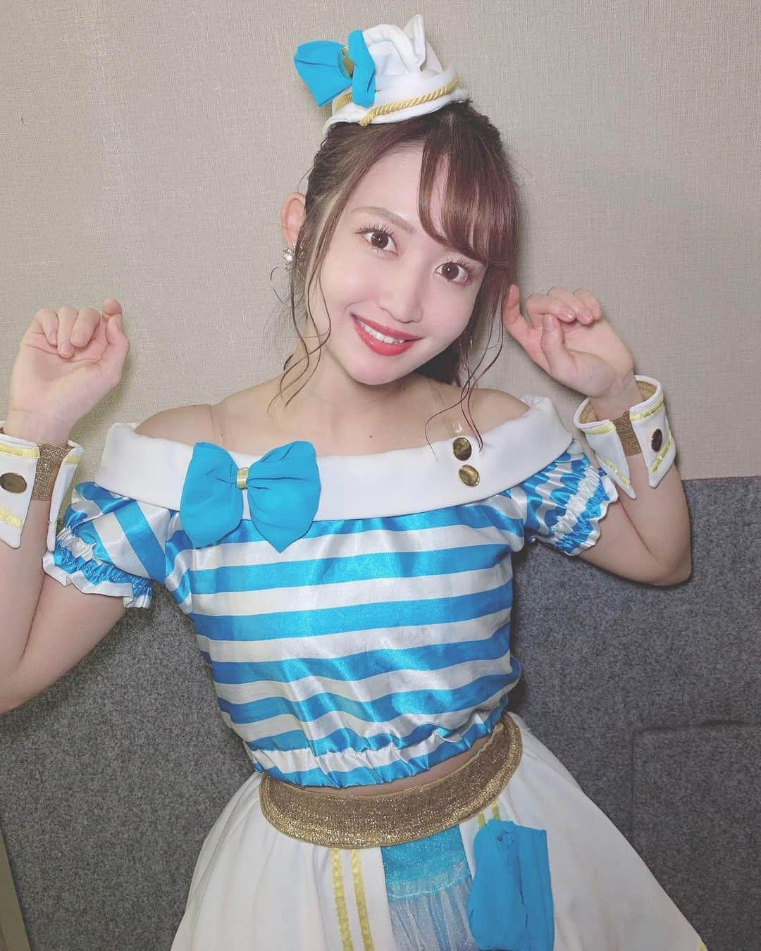 沢井里奈さんのインスタグラム写真 - (沢井里奈Instagram)「♡ . dela 18th LIVE 〜SUMMER MAGIC 2019〜🏝🌺💫 最高の夏の思い出になりました☺️💓💓 . 幸福感に満ちているのと やり切ってホッとしています。。 . たくさんの愛を ありがとうございました🥺❤️ . . またゆっくり更新します！！ . #live #diamondhall #hairarrange #instagood #instagramjapan #japanesegirl #girls #単独live #サマーマジック2019 #ダイアモンドホール #お団子ヘア #沢井里奈」8月18日 22時54分 - sawairina