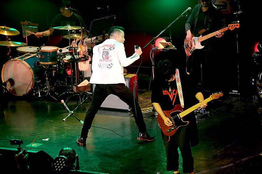 清木場俊介さんのインスタグラム写真 - (清木場俊介Instagram)「・ PREMIUM NIGHT 2019 “ROCK'N ROLL” ・ ・ 本日、満を持して開催された 女祭 Zepp Tokyo公演の様子をお届け致します！ ・ ・ 前回の女性限定ライブ"ROCK for WOMAN"からはや3年。 待ちに待った女祭の幕開けです！！ ・ 来週の名古屋CLUB QUATTROは完売御礼！ Zepp Osaka Bayside は若干数ですが まだチケットのご用意がございます！ どうぞ、お友達のレディとお誘い合わせのうえご参加ください！ お待ちしております！！ (STAFF) ・ #清木場俊介 #女祭 #ZEPPTOKYO」8月18日 23時00分 - kiyokiba_shunsuke