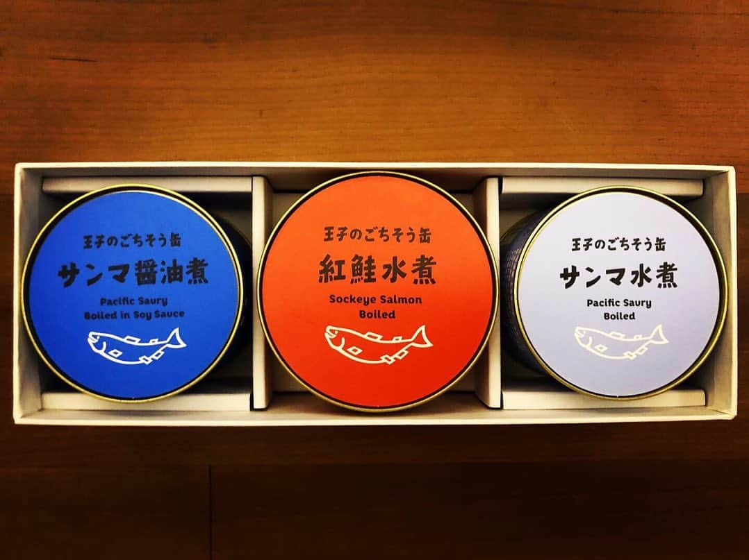 マシータさんのインスタグラム写真 - (マシータInstagram)「誕生日プレゼントでかわいい缶詰をいただきました✨✨ . うちじゃ🍺のおつまみ❤️ . ごちそうさまです😊😊😊 . #王子サーモン #王子のごちそう缶」8月18日 23時13分 - maseeetadrums