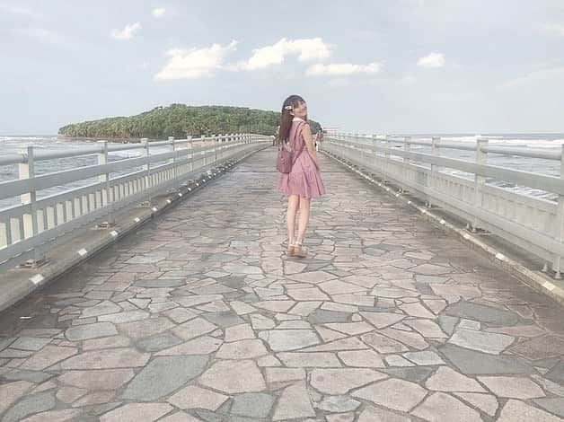 のインスタグラム：「❤︎*。 . . . しばらく宮崎投稿続きますが お付き合い下さい🧸💭💭 . . . #青島 #青島ビーチパーク #青島神社  #宮崎 #宮崎旅行 #宮崎観光 #旅行 #海  #dela #あいちん #秋波愛 🐇🎀」