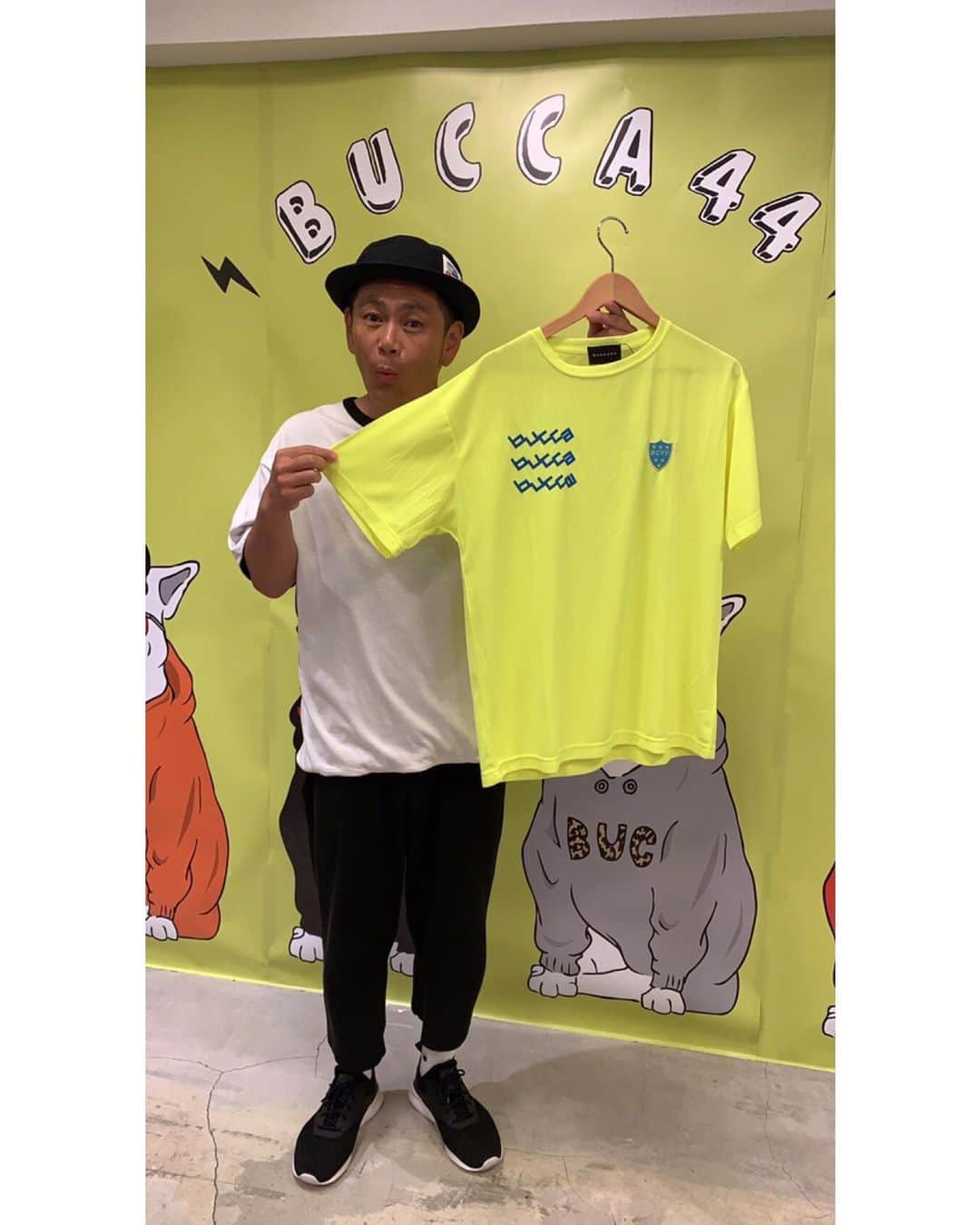 BUCCA 44さんのインスタグラム写真 - (BUCCA 44Instagram)「「ダウンダウンのガキの使いやあらへんで！」OnAir見ていただいた皆様ありがとうございました！番組内で、ココリコ遠藤さんがBUCCA 44のメッシュTEEシャツを選んでいただきました！こちら恵比寿店、ZOZOTOWN、オンラインストアにて発売中です🙌🏻😆‼️ #ダウンタウンのガキの使いやあらへんで #ガキ使 #ココリコ遠藤 さん #メッシュtee」8月18日 23時41分 - bucca44_official