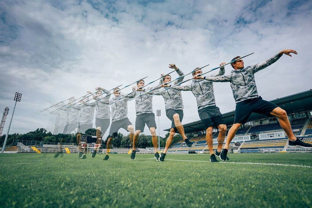 トーマス・レーラーさんのインスタグラム写真 - (トーマス・レーラーInstagram)「Todays Birmingham competition was a great example for our event being an outdoor sport with all consequences. Strong whirly winds played with the javelins and made the run up feel like a sledge pull race 💨 Yes, also world class athletes struggle sometimes and that’s part of it. See you in Bad Köstritz and @weltklassezurich next! 🤞🏼#diamondleague #birmingham #javelin #roadtotokyo」8月19日 1時51分 - thomasroehler