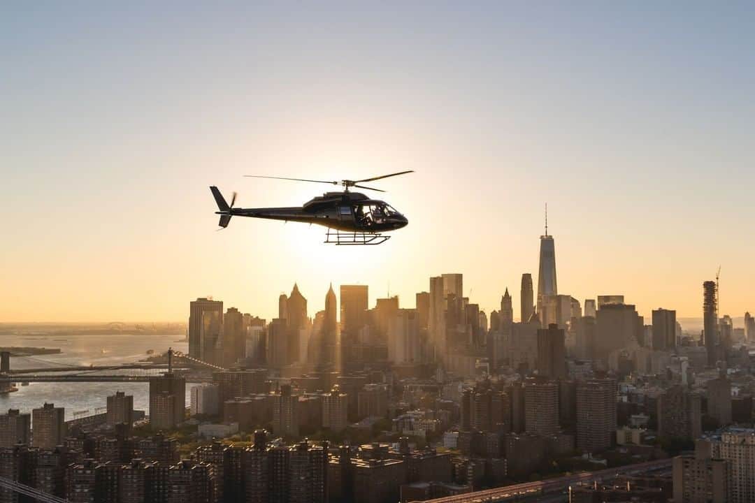 nyonairさんのインスタグラム写真 - (nyonairInstagram)「Did you know today is Worldwide Helicopter Day? . Today, the helicopter industry will come together across the globe to celebrate these amazing machines. World Helicopter Day aims to raise awareness of the contributions that helicopters make to our society and celebrate the diverse range of people that design, fly and support them. . The NYON Team uses helicopters to provide you with the best flight experience and epic areal content daily. . However, we must remember that throughout the world there are people relying on helicopters every day for: rescues, disaster relief, firefighting, medical transfers, power line maintenance, agriculture and many other important roles. . WHD is held on the 3rd Sunday in august each year! . Ready to take flight? —>💙🚁 Get 50% OFF 🚁💙 ⭐️ Summer isn’t over yet! ⭐️ | Use Code: LASTCHANCE | . . . . . . #Thebigapple #Nycity #newyorkiloveyou #centralparkmoments #manhattanskyline #Manhattanview #nycgo #cbsnewyork #newyorkstateofmind #newyorkblogger #nycgallery #brooklynart #lowemanhattan #grandcentralterminal #empirestatebuilding #newyorkcity #photography_top #photographernyc #photographeroftheday #photographylovers #ny1pic #brooklynbridgepark #thebigapplewestside #newyorkexplored #nycprimeshot #complex #NYONStudio」8月19日 1時55分 - nyonair