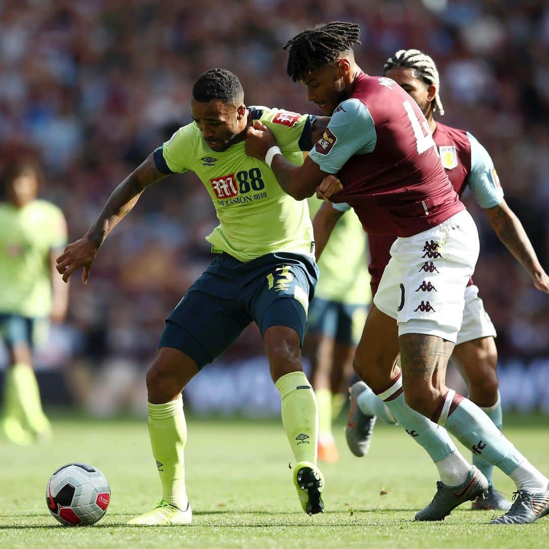 タイローン・ミングスさんのインスタグラム写真 - (タイローン・ミングスInstagram)「Disappointing result yesterday, but was great to be back in front of you fans at Villa park. We got an opportunity to put it right on Friday 💜💙」8月19日 2時44分 - tyronemings