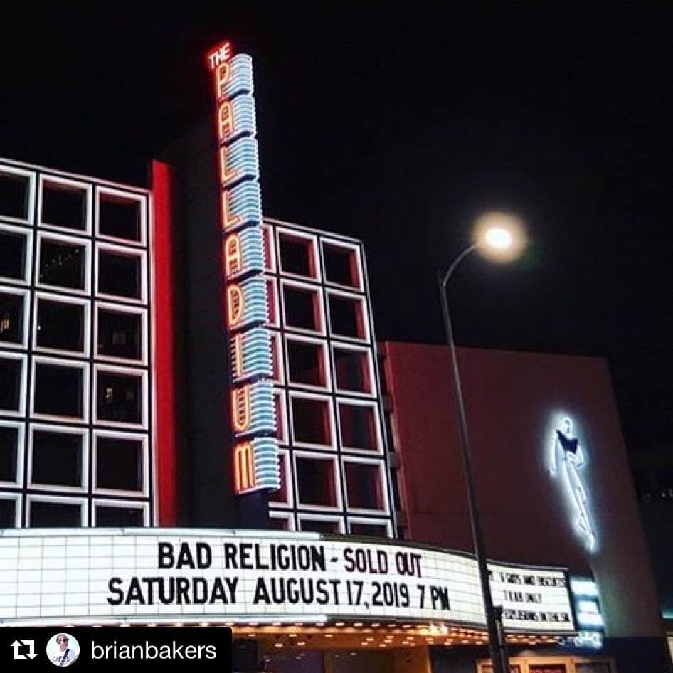 Bad Religionさんのインスタグラム写真 - (Bad ReligionInstagram)「repost @brianbakers ・・・ Tonight was the best Palladium show I have ever played, by a mile. I cannot express my gratitude strongly enough to all of you who come out to see us every year. It’s an honor to play for you. Even the person who hit me with the shoe! 📸@theedjjames」8月19日 2時50分 - badreligionband