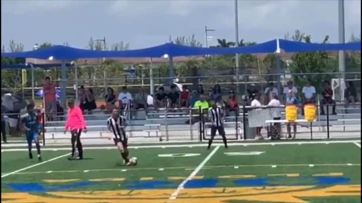 Mia Diazのインスタグラム：「My bro @tylerddiaz50 Soccer highlights ⚽️ @ PART 1 @juventusacademymiami #tylerdiaz #juventus #juve #forzajuve #soccer @ste75miami」