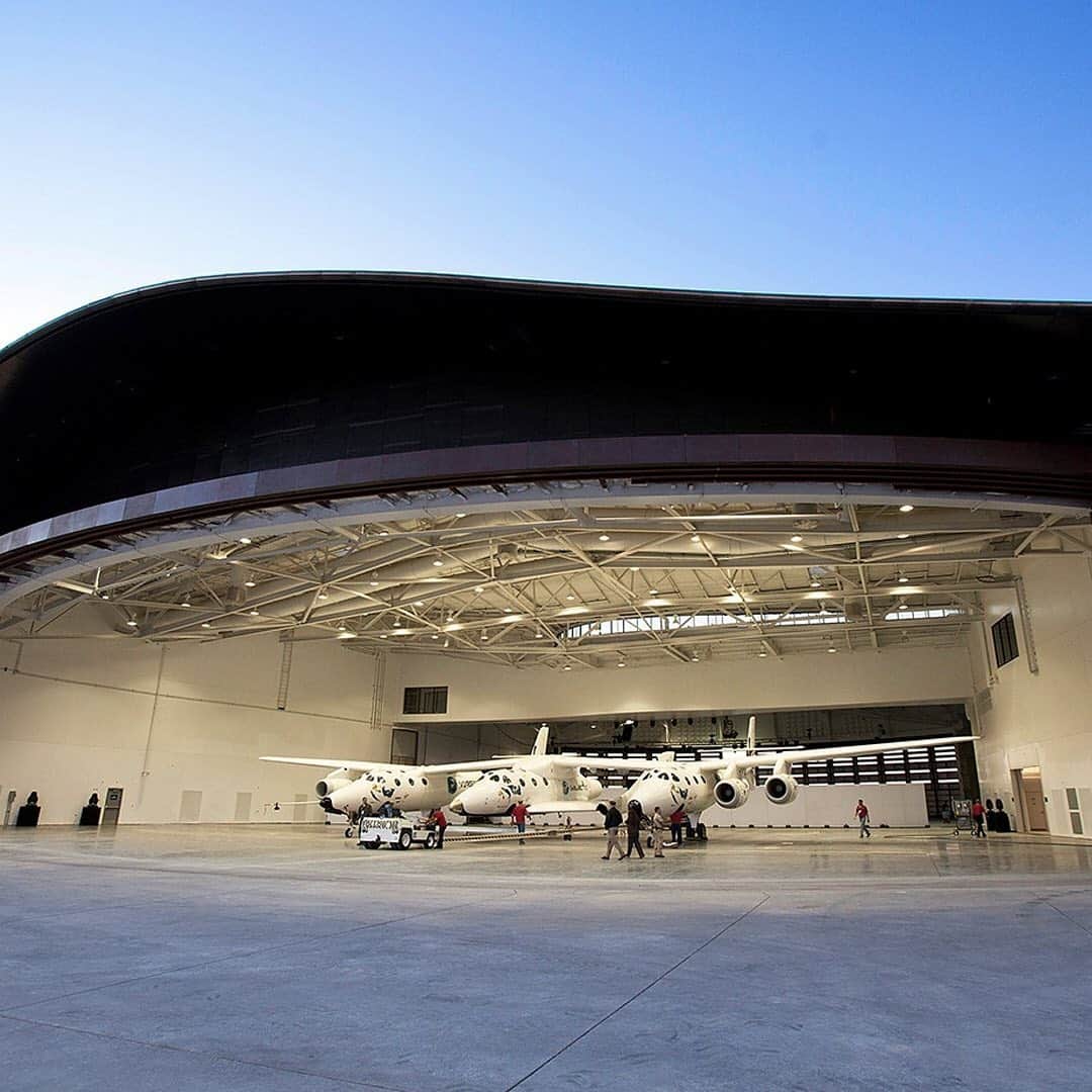 HYPEBEASTさんのインスタグラム写真 - (HYPEBEASTInstagram)「#hypeAF: @virgingalactic reveals the world's first commercial space terminal. The 670,000 sq-ft “Gateway to Space” will be a departure site for all future astronauts that sign up to Virgin Galactic’s spaceflight services. The terminal features interiors designed by Fosterplus Partners, all furniture and fittings promote human interaction whilst respecting the ancient landscape that surrounds the terminal. Head to the link in bio to catch the visual tour of the station and expect the official launch in 2020.⁠⠀ Photo: Virgin Galactic」8月19日 5時17分 - hypebeast