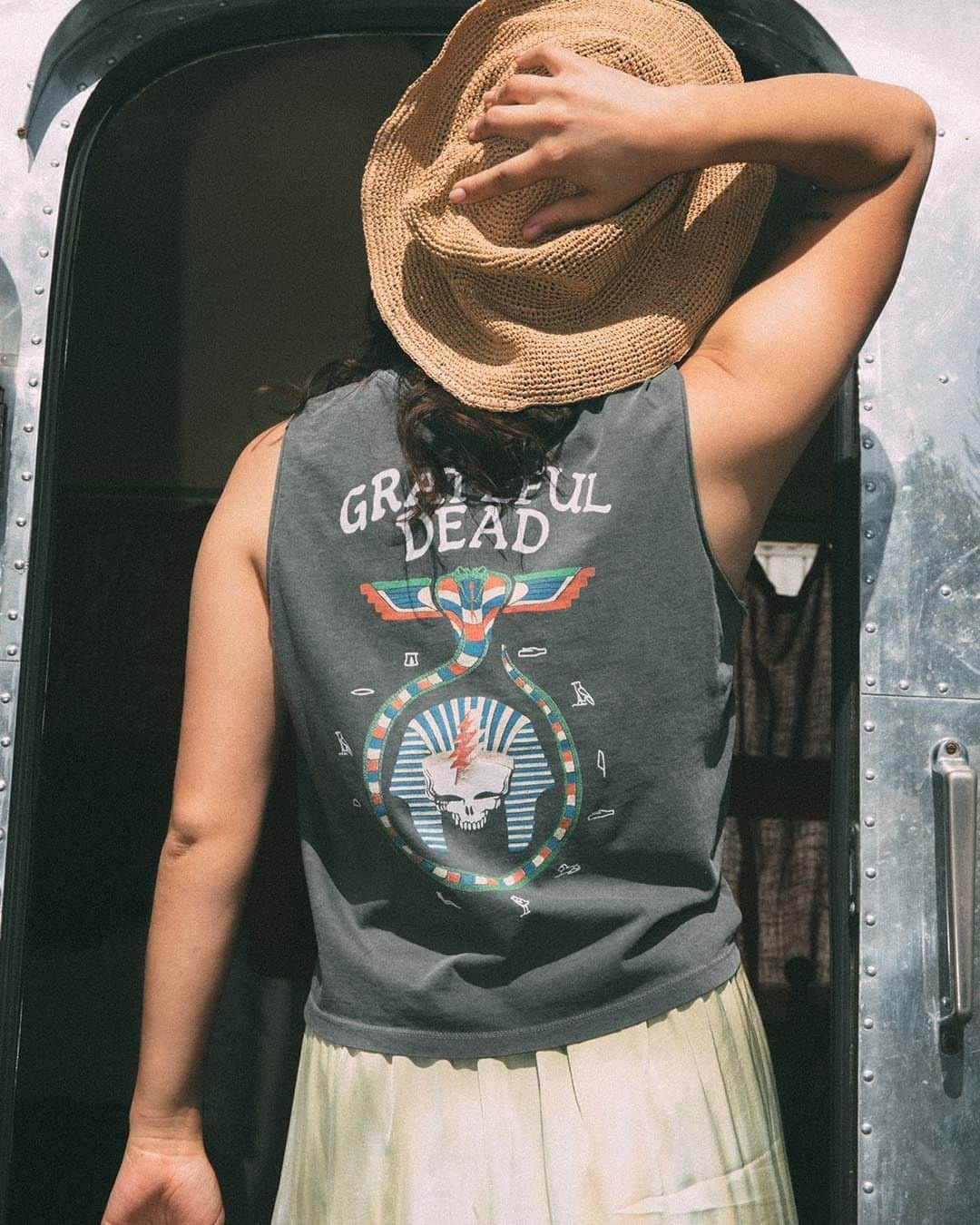 ジャンクフードさんのインスタグラム写真 - (ジャンクフードInstagram)「Sunny Sunday's with The Grateful Dead 🌞 . #junkfoodclothing #deadhead #trippytees」8月19日 5時27分 - junkfoodclothingco