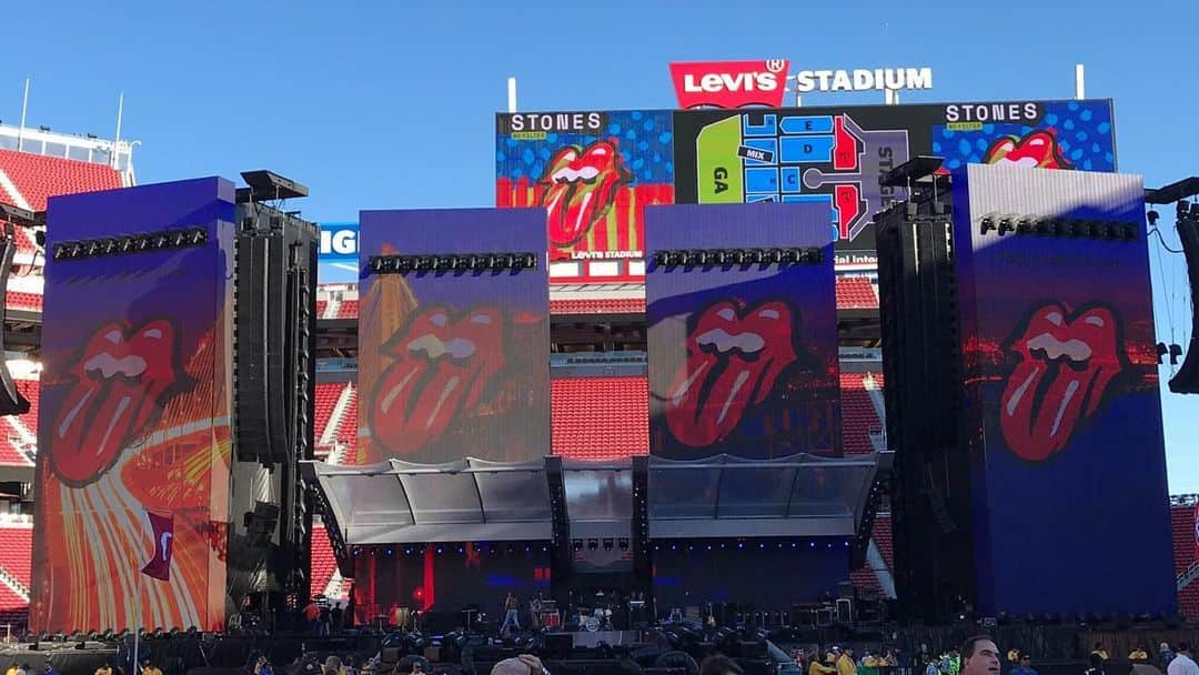 The Rolling Stonesさんのインスタグラム写真 - (The Rolling StonesInstagram)「Not long now Santa Clara! You can catch our special guests @vistakicks on stage at 7:30pm! #stonesnofilter #therollingstones #tour #santaclara #usa」8月19日 10時57分 - therollingstones