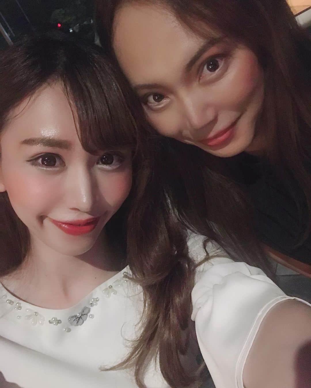 橘芹那さんのインスタグラム写真 - (橘芹那Instagram)「.﻿ .﻿ .﻿ . 大好きなお姉ちゃんと密会🏨✨﻿ . #ヒルトン東京 ﻿ .﻿ . #bar #ZATTA ﻿ . #カクテル#🍸 可愛すぎ🥺💓﻿ .﻿ . 色んな話出来て #楽しかった😊 ﻿ .﻿ . #ルームサービス の #ケーキ#🍰 も﻿ . #絶品 でしたー🥺💓﻿ .﻿ .﻿ . . ______________________________ ✍🏻 . #ニューハーフ#セレブ#姉妹#女子会#高級ホテル﻿ . #lgbtq#lgbt#transgender#trans#celebrity ﻿ . #instagood#instalove#instafood#instaplace」8月19日 6時26分 - serinyangram
