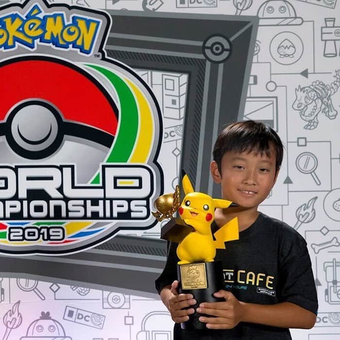 Pokémonさんのインスタグラム写真 - (PokémonInstagram)「Champion discovered! 🏆 Our 2019 #PokemonTCG Junior Division World Champion is Haruki Miyamoto!」8月19日 6時27分 - pokemon