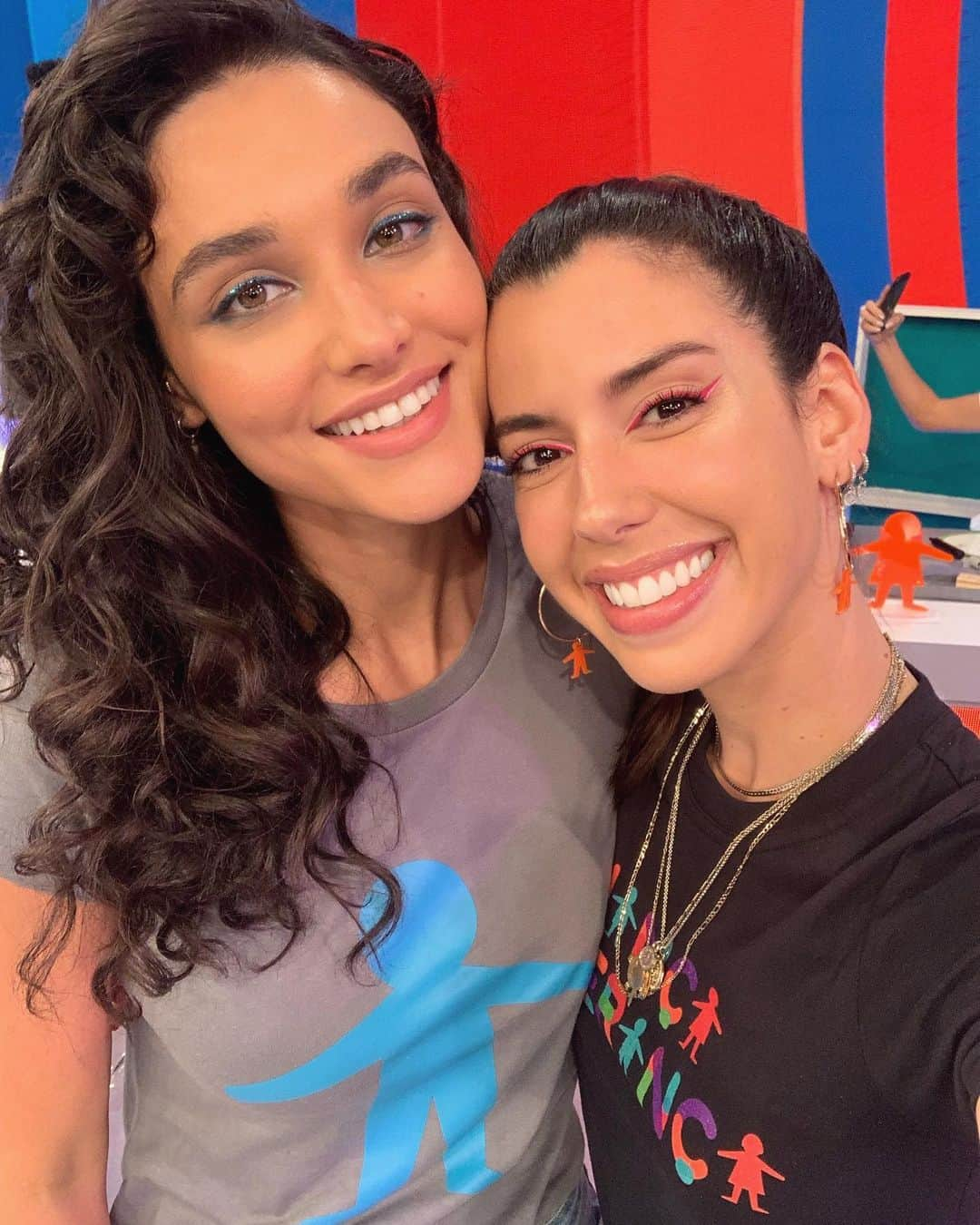 Garotas Estupidasさんのインスタグラム写真 - (Garotas EstupidasInstagram)「mais um pouquinho de ontem 💙 encontrei até com seguimore kkkk amooooo @estiloviviguedes #criancaesperanca」8月19日 6時45分 - camilacoutinho